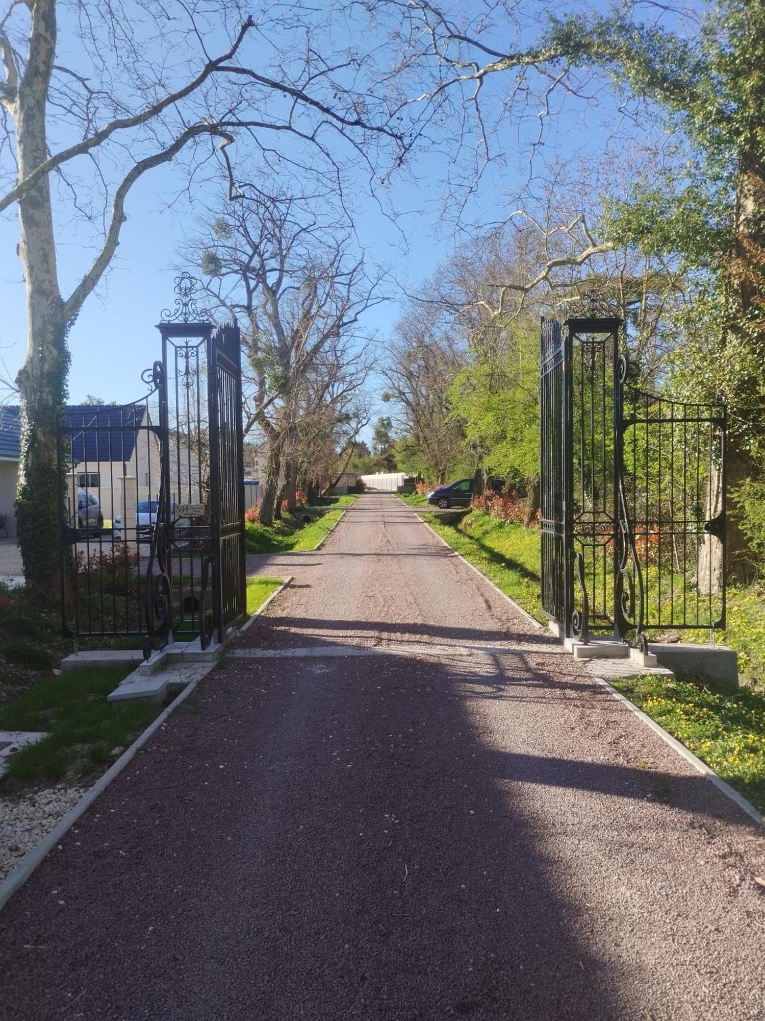 Domaine De Veauce Proche De Bourges Saint-Doulchard Екстериор снимка